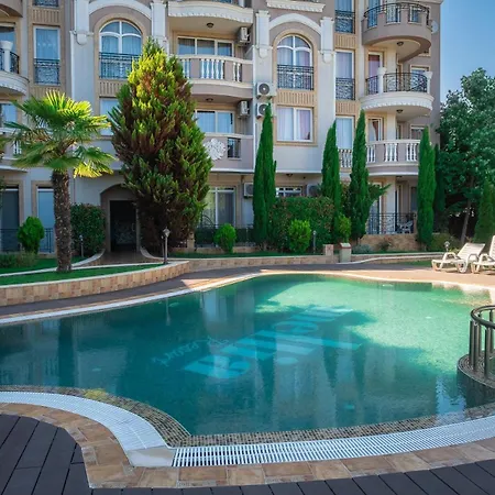 Apartment Melia Lux *